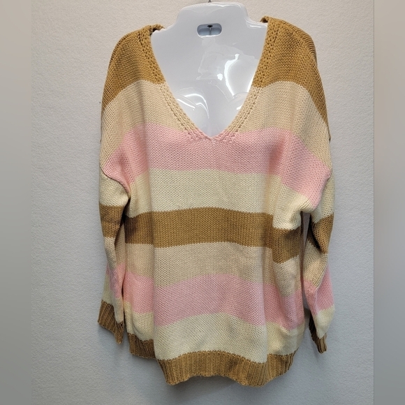 MUSTARD SEED Women's Size Small Oversized Drop Shoulder Striped V-neck Sweater - Picture 8 of 8